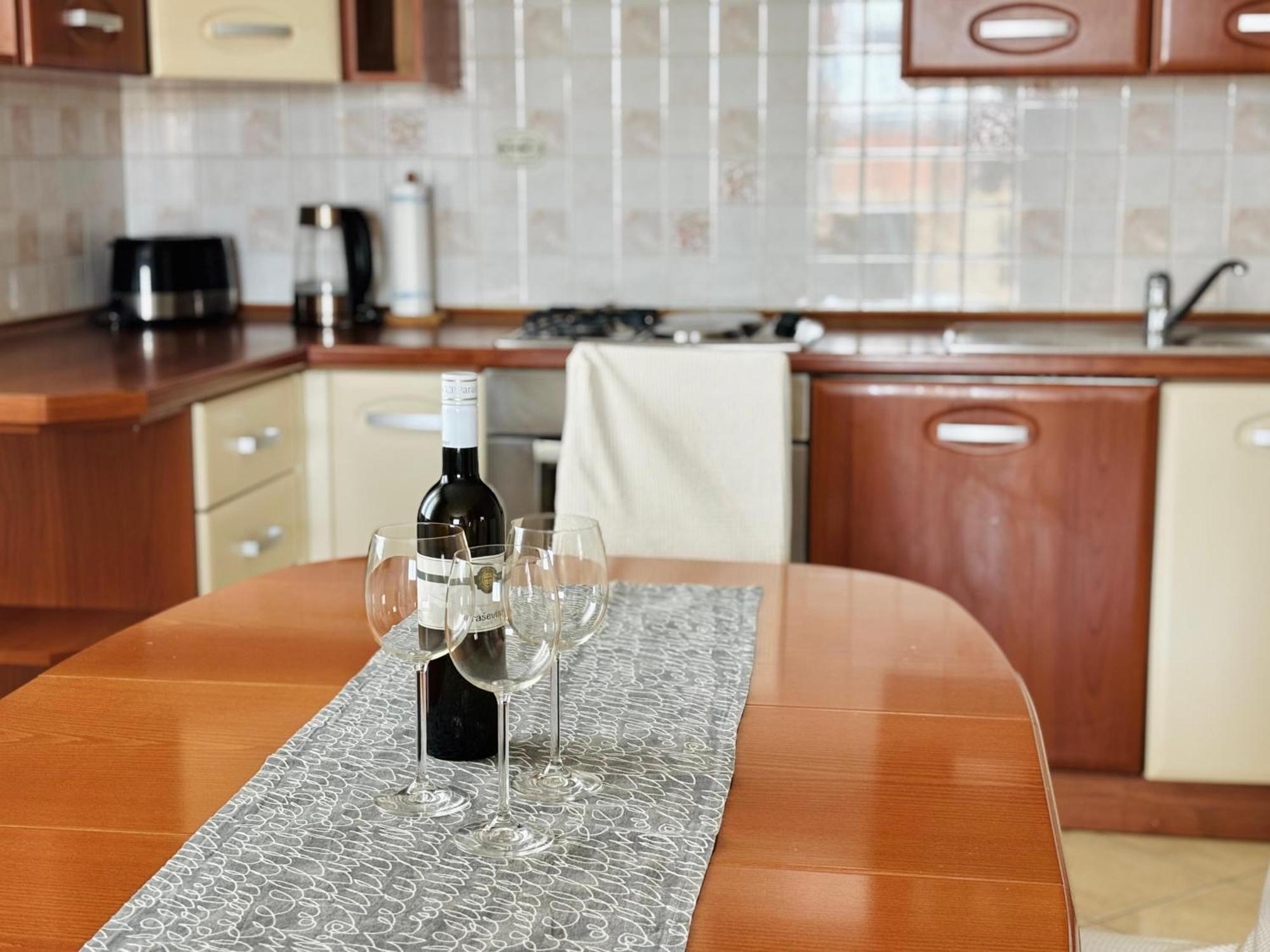Apartment Marcella 1 Ljubač エクステリア 写真